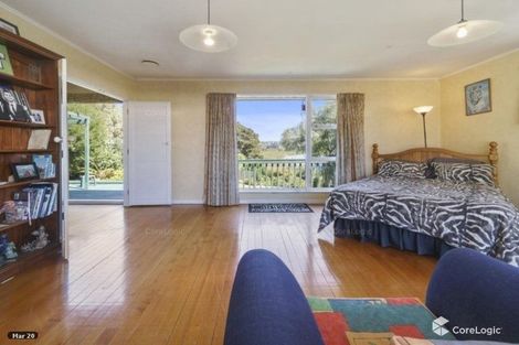 Photo of property in 14 Renata Crescent, Te Atatu Peninsula, Auckland, 0610