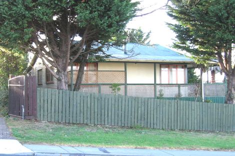 Photo of property in 2/126 Hepburn Road, Glendene, Auckland, 0602