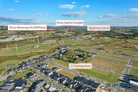 Photo of property in 43 Tributary Parade, Karaka, 2113