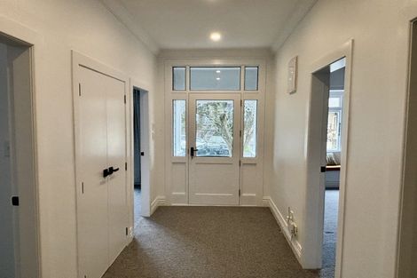 Photo of property in 42 Hohiria Road, Hataitai, Wellington, 6021