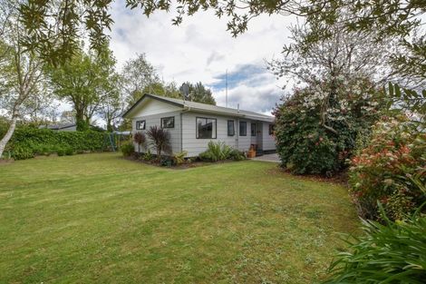 Photo of property in 9 Baillie Crescent, Carterton, 5713