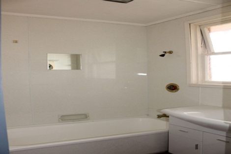 Photo of property in 40a Henley Street, Westport, 7825