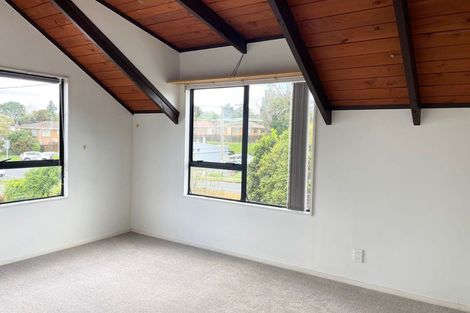 Photo of property in 1/4 Manuka Road, Glenfield, Auckland, 0629