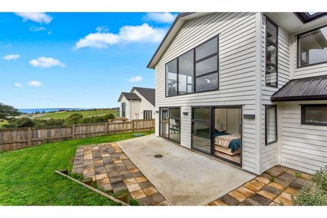 Photo of property in 5 Libertia Lane, Orewa, 0931