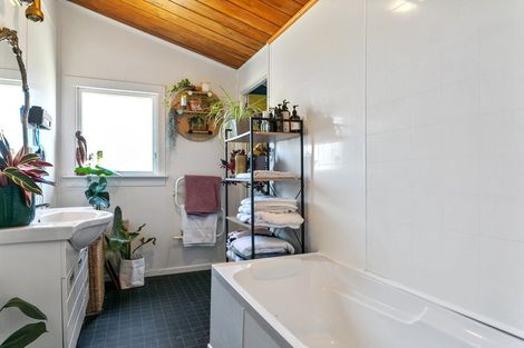 Photo of property in 43 Rangiamohia Road, Turangi, 3334