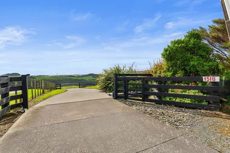 Photo of property in 1518 Old North Road, Helensville, 0875