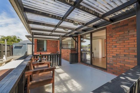 Photo of property in 17 Worthy Street, Ilam, Christchurch, 8041