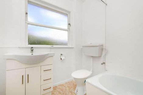 Photo of property in Mantua Flats, 48b Merton Street, Trentham, Upper Hutt, 5018