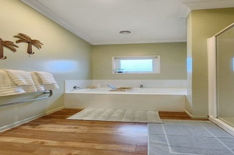 Photo of property in 73 Amesbury Drive, Churton Park, Wellington, 6037