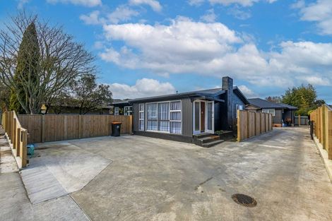 Photo of property in 50 Pahiatua Street, Hokowhitu, Palmerston North, 4410