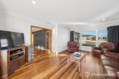Photo of property in 38 Russell Road, Wainuiomata, Lower Hutt, 5014