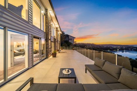 Photo of property in 22 The Anchorage, Whitby, Porirua, 5024