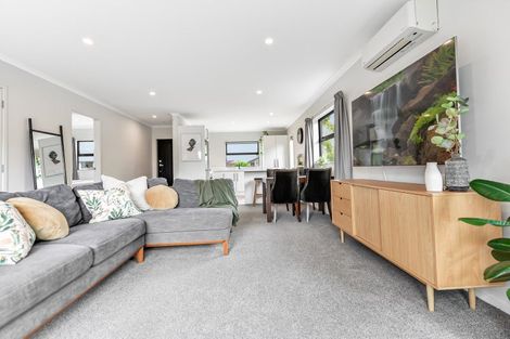 Photo of property in 14/11u Errol Close, Burbush, Hamilton, 3288