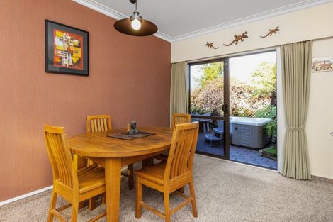 Photo of property in 128 Freyberg Avenue, Tamatea, Napier, 4112