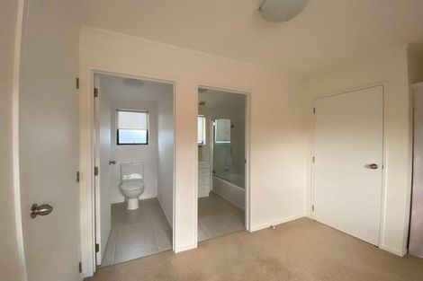 Photo of property in 2/90 Nile Road, Milford, Auckland, 0620