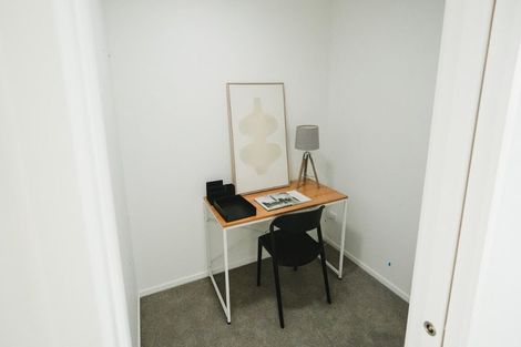 Photo of property in 16 Rauemi Way, Te Atatu South, Auckland, 0610