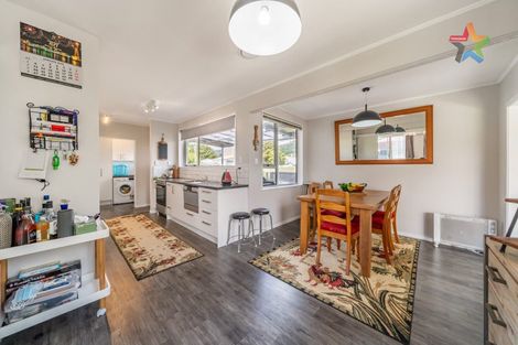 Photo of property in 12a Raukawa Grove, Trentham, Upper Hutt, 5018