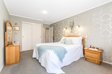 Photo of property in 3 Lakeside Villas, Whitby, Porirua, 5024