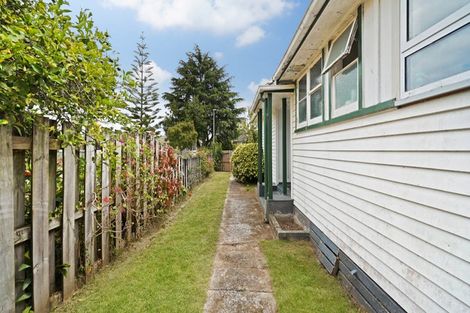 Photo of property in 45u1 Ross Crescent, Fairfield, Hamilton, 3214