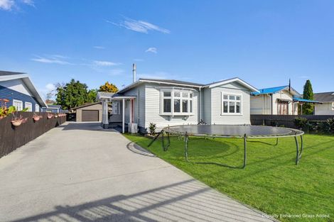 Photo of property in 12 Lyndhurst Street, Takaro, Palmerston North, 4412