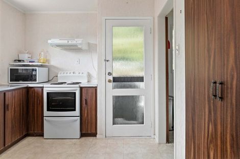 Photo of property in 2/230 Ngatai Road, Otumoetai, Tauranga, 3110