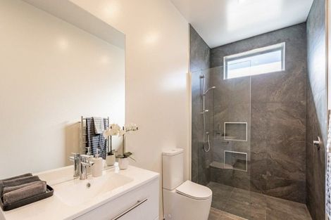 Photo of property in 56 Brentwood Street, Trentham, Upper Hutt, 5018