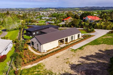 Photo of property in 4 Pukeora Way, Mangawhai, 0505