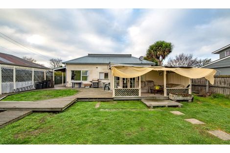 Photo of property in 77 Mathesons Road, Phillipstown, Christchurch, 8011