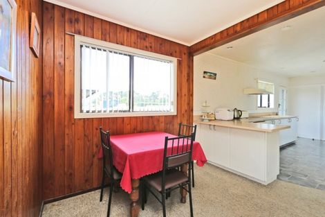 Photo of property in 2466 Takapau Road, Waipukurau, 4281