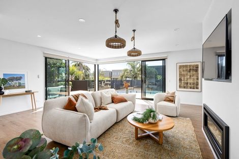 Photo of property in 18 Excelsior Way, Omaha, 0986