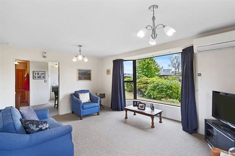 Photo of property in 11 Lochmore Street, Bishopdale, Christchurch, 8051