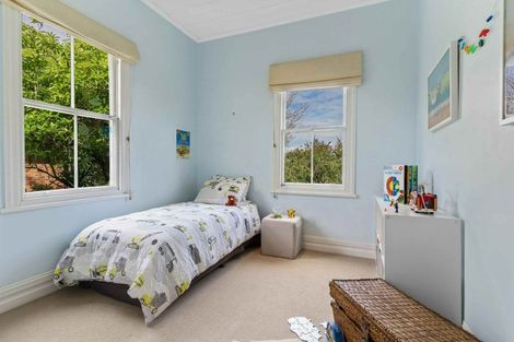 Photo of property in 229 Eskdale Road, Birkenhead, Auckland, 0626