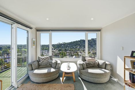 Photo of property in 2 Aotea Terrace, Huntsbury, Christchurch, 8022