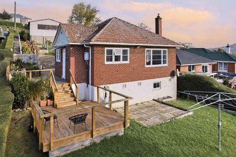 Photo of property in 14 Scotland Terrace, Green Island, Dunedin, 9018