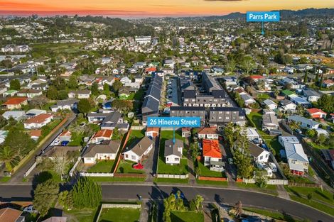 Photo of property in 26 Hinerau Street, Henderson, Auckland, 0612