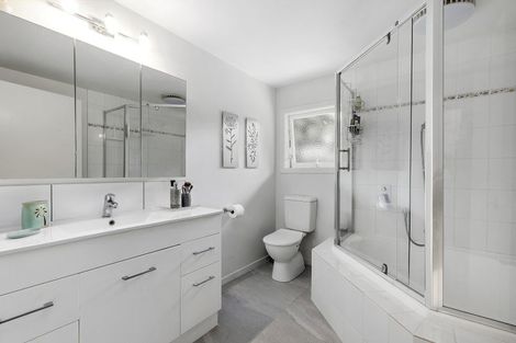 Photo of property in 37 Beauchamp Street, Karori, Wellington, 6012