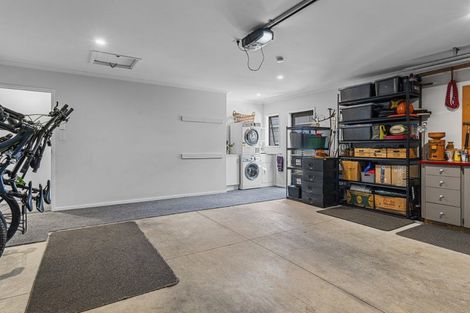 Photo of property in 6 Terli Way, Glen Avon, New Plymouth, 4312