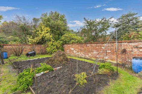 Photo of property in 30 Somerville Street, Andersons Bay, Dunedin, 9013