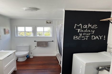 Photo of property in 1/101 Birkenhead Avenue, Birkenhead, Auckland, 0626