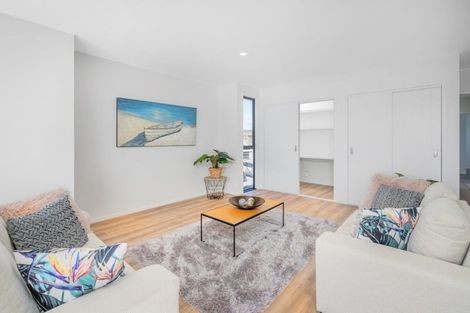 Photo of property in 12 Ngaroma Crescent, Whitianga, 3510