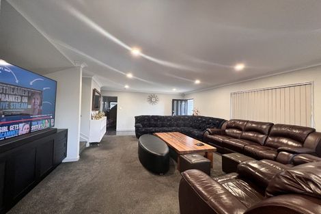 Photo of property in 6b Rippleside Place, Pahurehure, Papakura, 2113