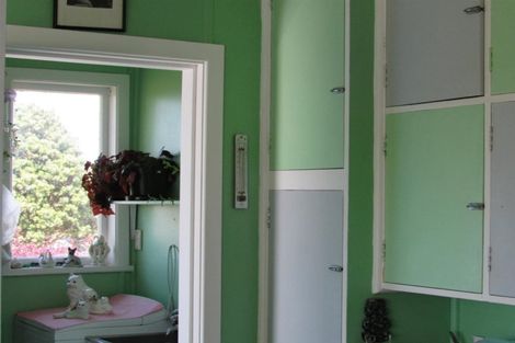 Photo of property in 16 Mason Road, Hawera, 4674