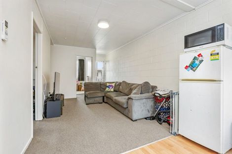 Photo of property in 8/3 Tralee Place, Hillcrest, Hamilton, 3216