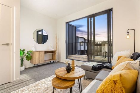 Photo of property in 7 Meg Lane, Glen Eden, Auckland, 0602