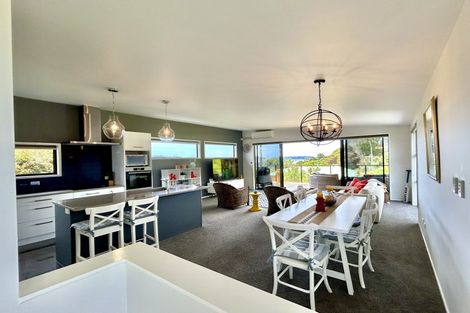Photo of property in 33 Hihitahi Rise, Paihia, 0200