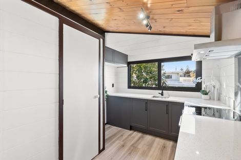 Photo of property in 3 Tasman Road, Otaki Beach, Otaki, 5512