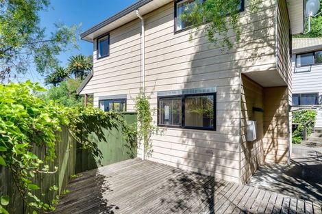 Photo of property in 3/9 Milton Road, Bluff Hill, Napier, 4110