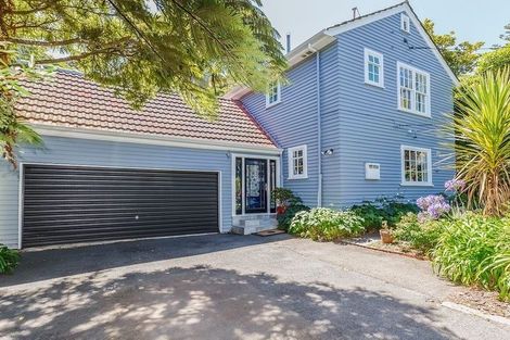 Photo of property in 60 Simla Crescent, Khandallah, Wellington, 6035