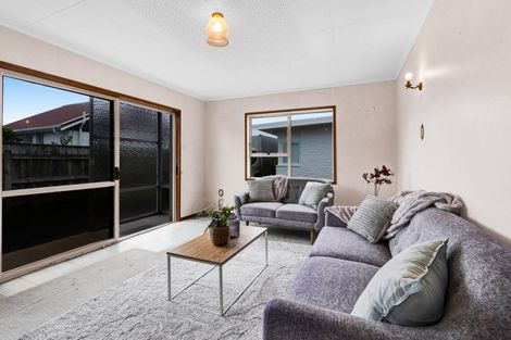 Photo of property in 2/41 Record Street, Fitzroy, New Plymouth, 4312