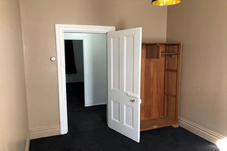 Photo of property in 152 Featherston Street, Palmerston North, 4410